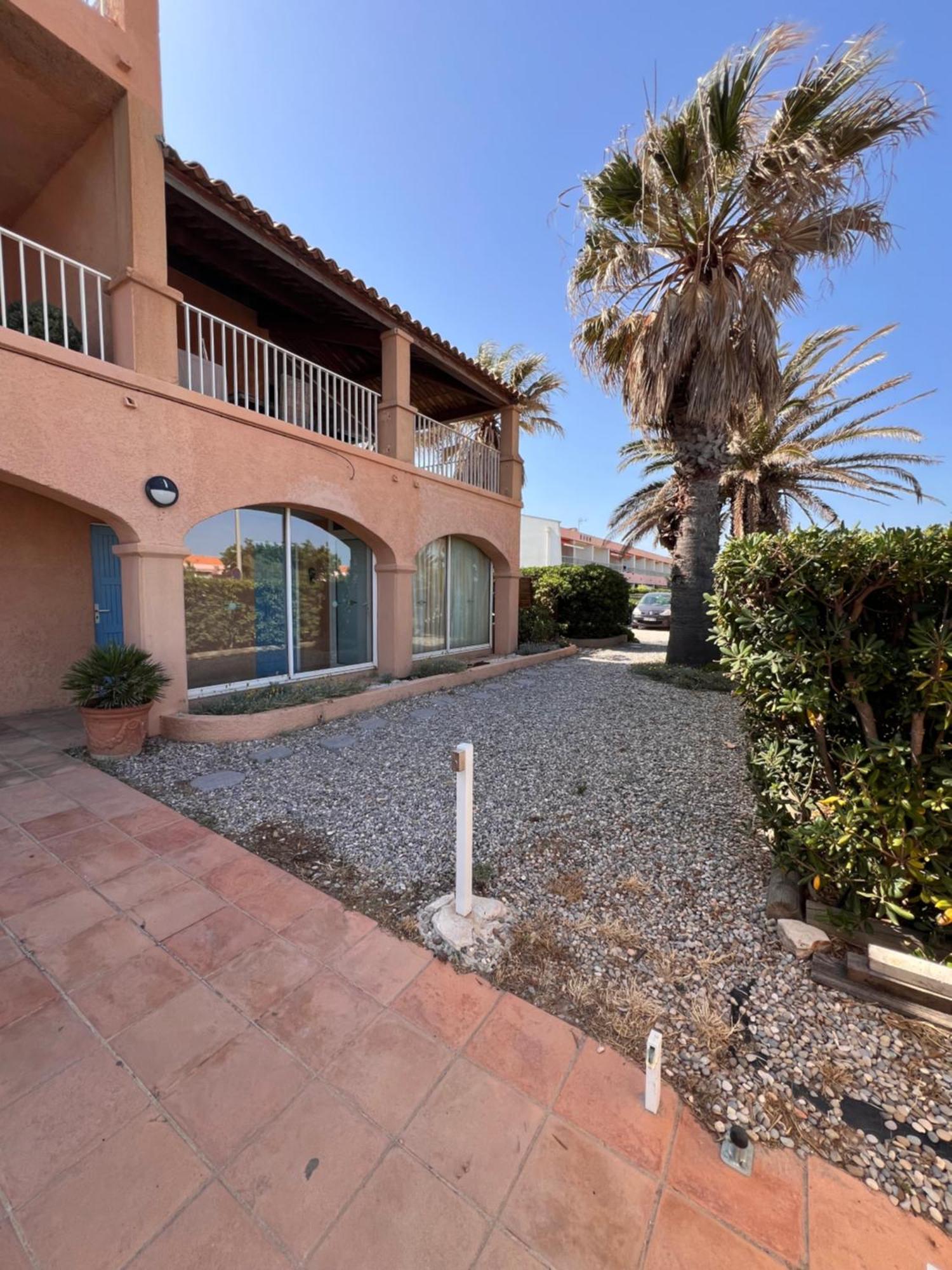 Apartamento La Bergerie Hyères Exterior foto
